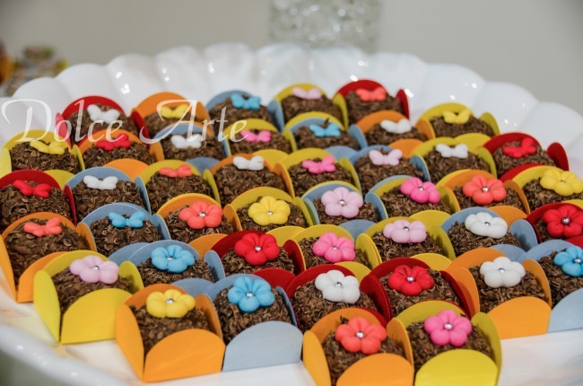 Mesa de Doces - Aniversário Hippie Chic