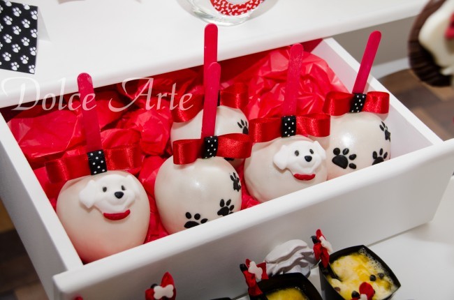 Mesa de Doces -  Aniversário Pet