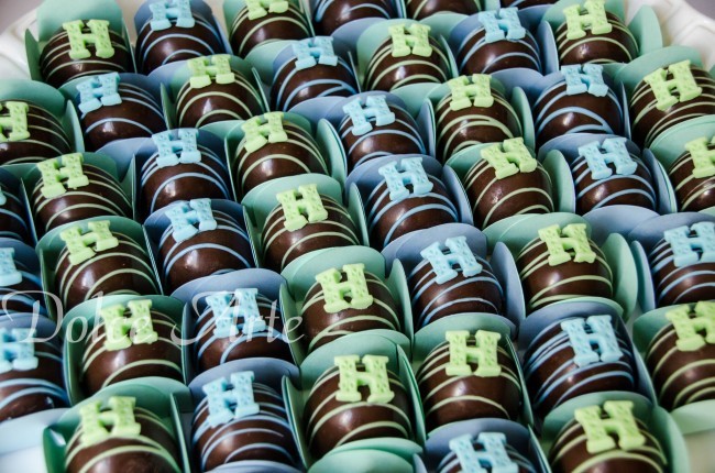 Bombons decorados com inicial