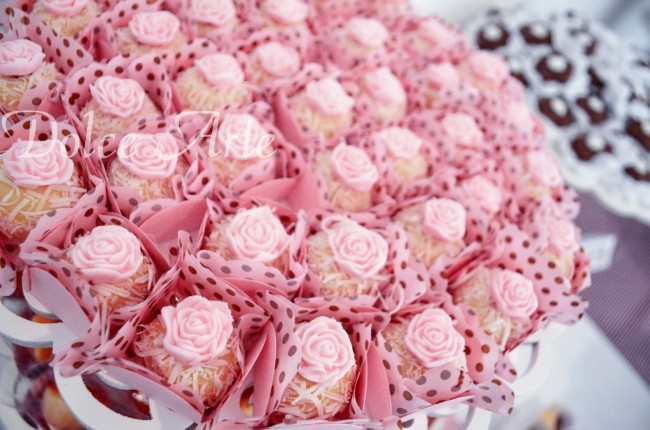 Mesa de Doces - Chá de Panela Marrom e Rosa