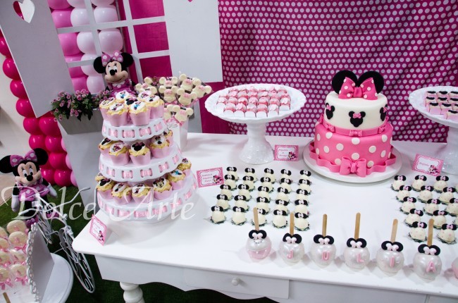Aniversário Infantil Minnie Rosa