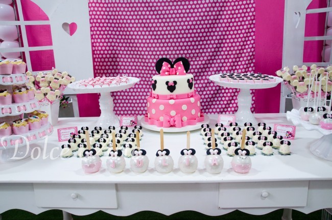 Aniversário Infantil Minnie Rosa