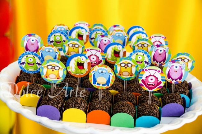 Doces Decorados Toppers Monstrinhos