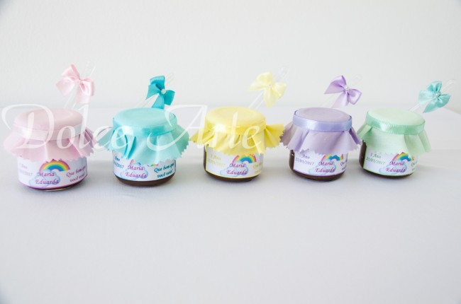 Potinho de Brigadeiro Decorado Arco Íris