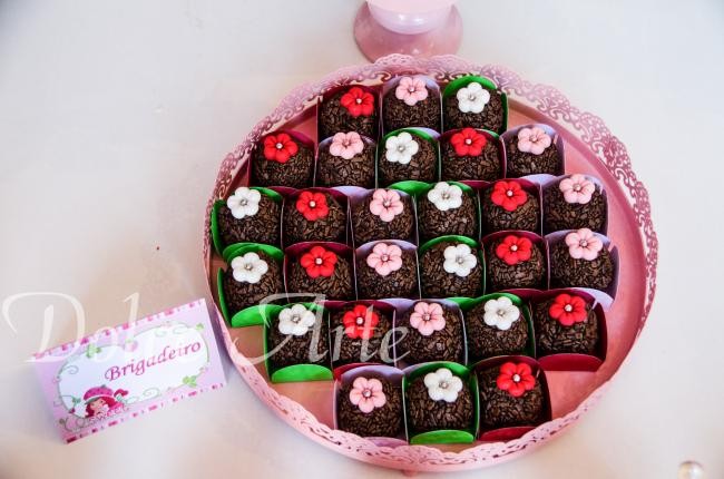 Doces Decorados Aniversário Infantil Moranguinho