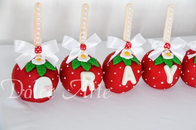 Maçã de chocolate Aniversário Infantil Moranguinho