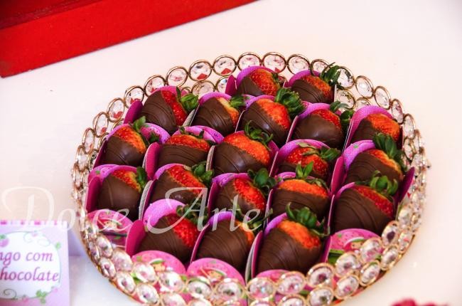 Morango com Chocolate Aniversário Infantil Moranguinho