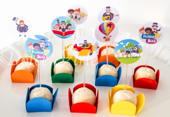 Doces Decorados Toppers Mundo Bita