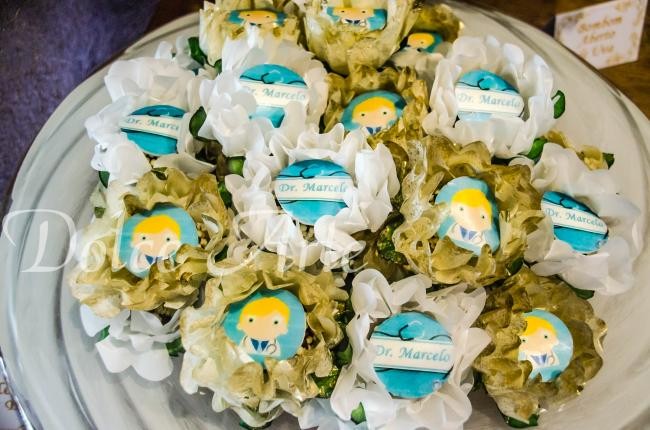 Doces Decorados  Formatura Medicina
