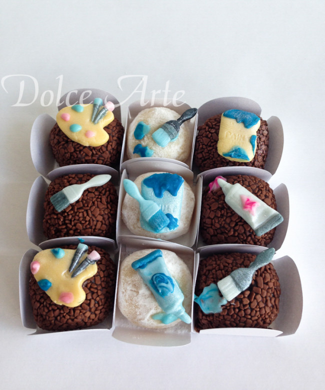 Doces Decorados Pintando o Sete