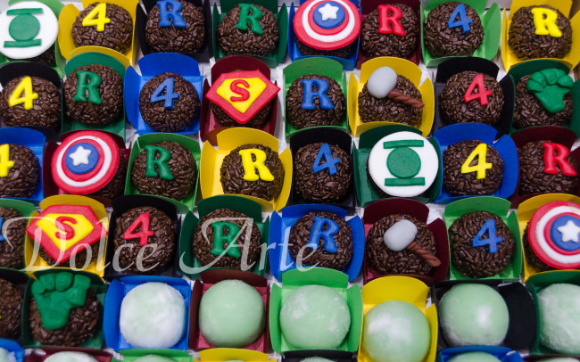 Doces Decorados Super Heróis