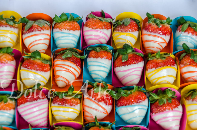 Morango com Chocolate Neon