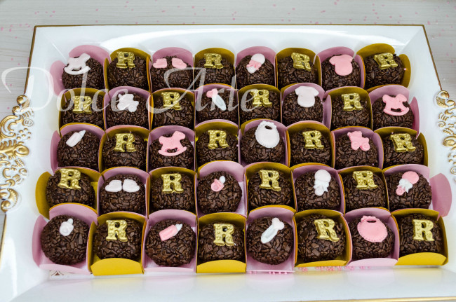 Doces decorados Chá de bebê Ovelhinha