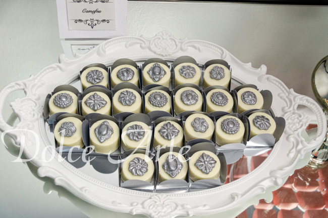 Bombom/Camafeu decorado Bodas de Diamante