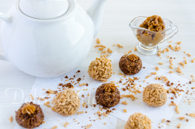 Brigadeiro de Doce de Leite (com Crocante de Doce de Leite ou Raspas Belga)