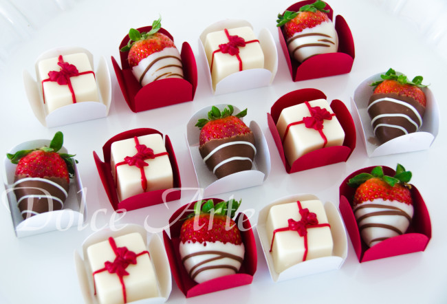 Morango com Chocolate e Bombom Presentinho