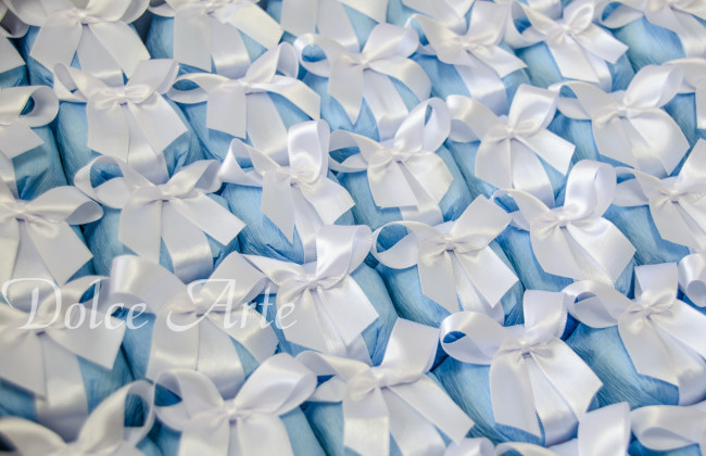 Bem-Casado em crepom com fita de cetim