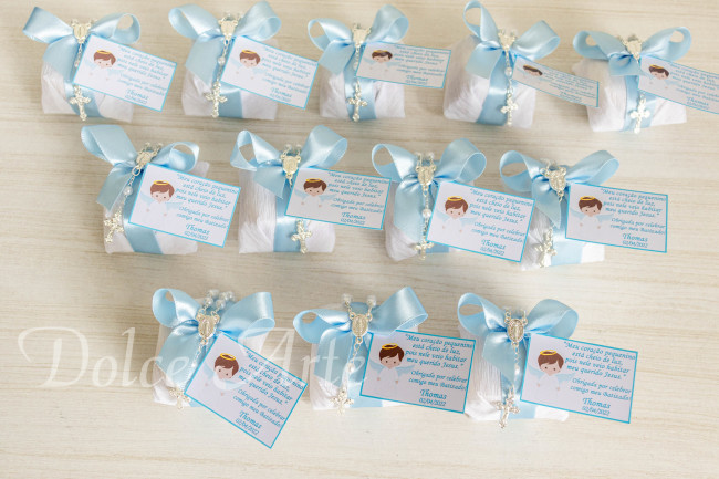 Bem-Batizado em crepom com fita de cetim, tercinho e tag