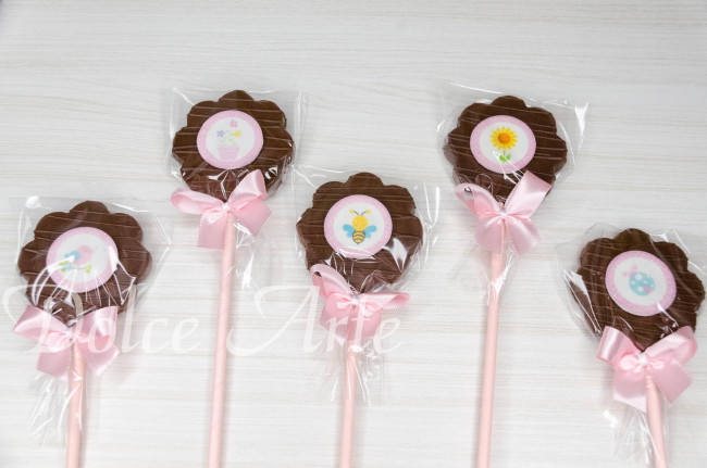 Pirulito de Chocolate com Pastilha de Açúcar