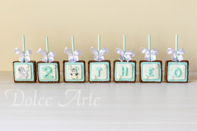 Pães de Mel no Palito Decorado