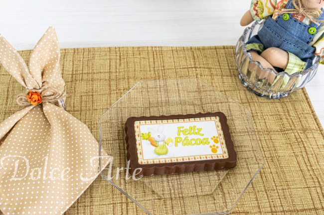 Barra de Chocolate decorada com pastilha de açúcar personalizada