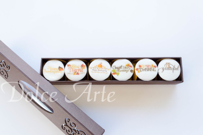 Caixa Especial com 6 doces decorados