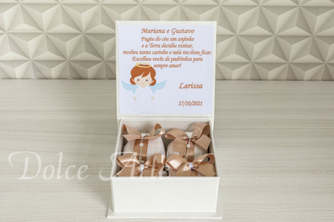 Caixa Personalizada com 4 bem-batizados