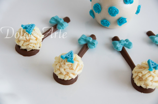 Colher de Chocolate com Brigadeiro Decorado