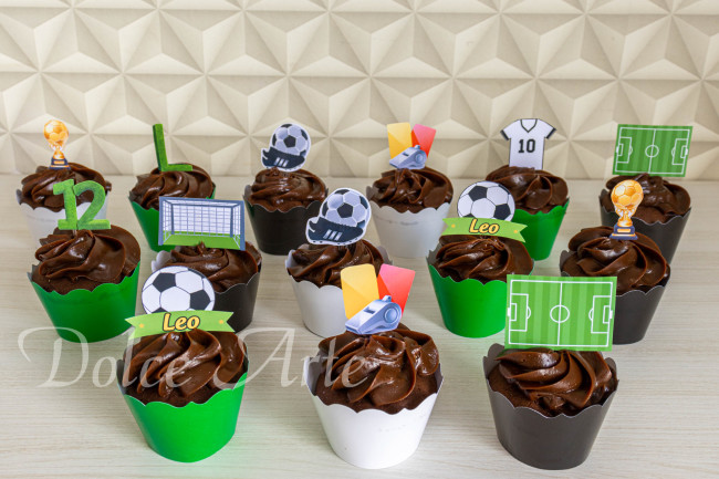 Cupcake decorado com toppper