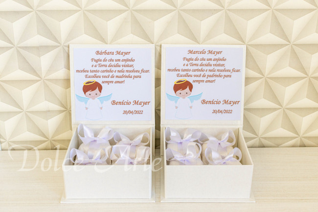 Caixa Personalizada com 4 Bem-Batizados