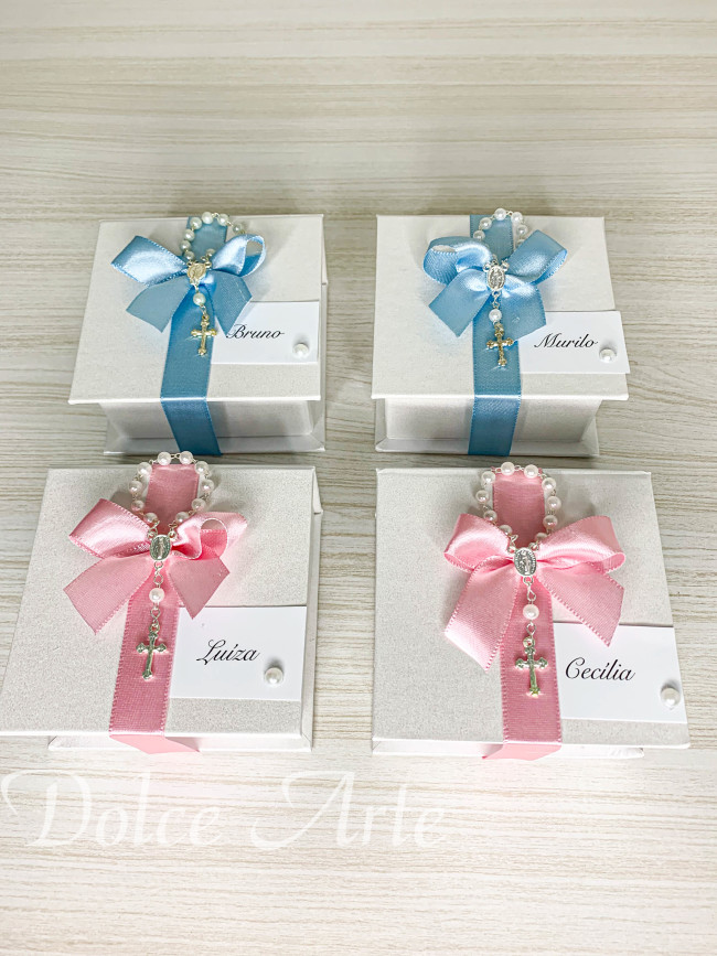 Caixa Personalizada com 4 Doces decorados Convite Batizado
