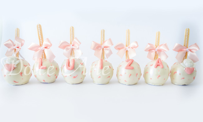 Maçãs de chocolate decoradas Batizado
