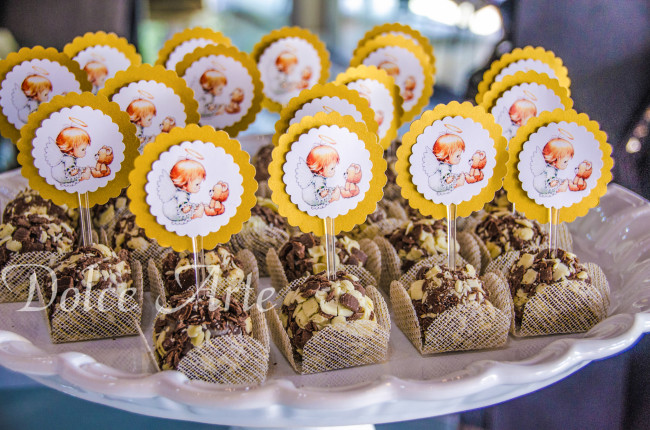 Doces Decorados Batizado