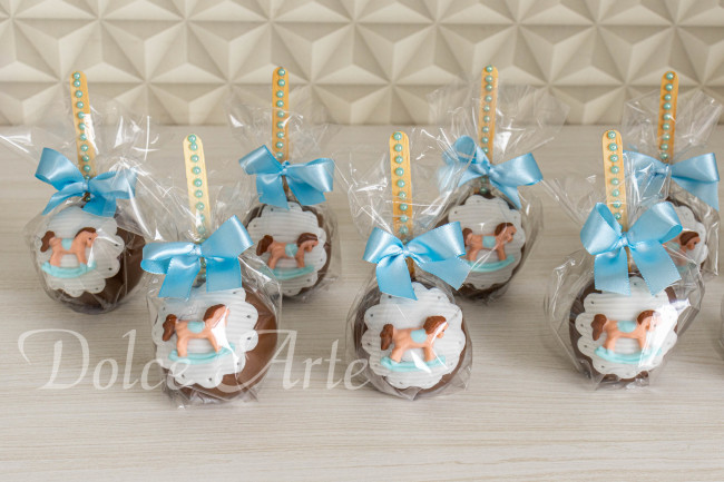 Maçã de chocolate decorada bebê