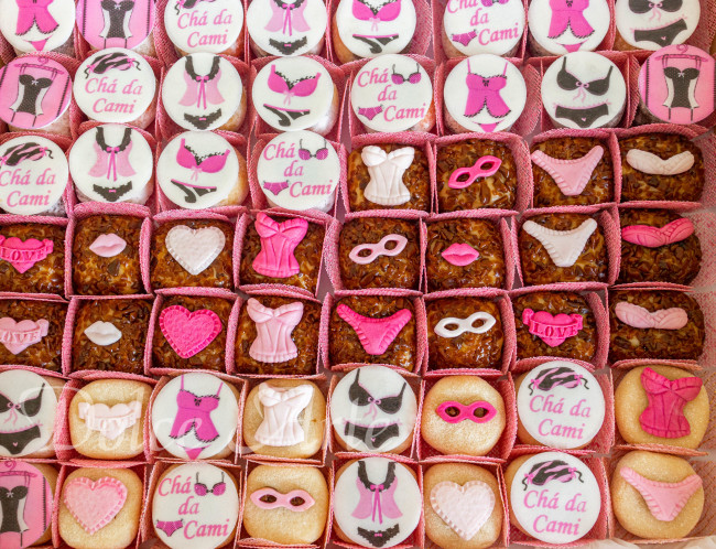 Doces Decorados Chá de Lingerie