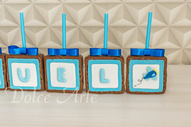 Pães de mel no palito Decorados Urso Aviador