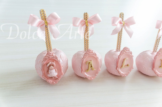 Maçã de chocolate Ursinha Coroa