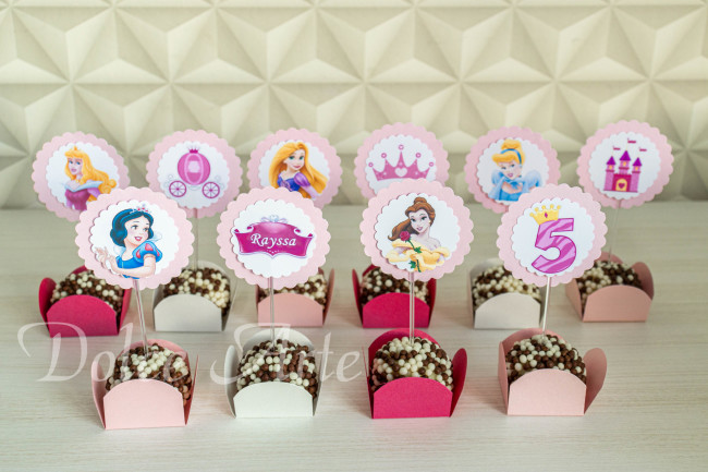 Doces Decorados topper Princesas