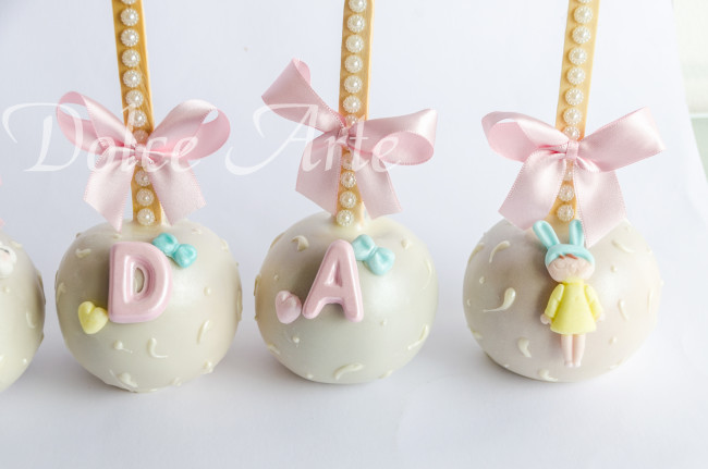 Maçãs de Chocolate Boneca Metoo