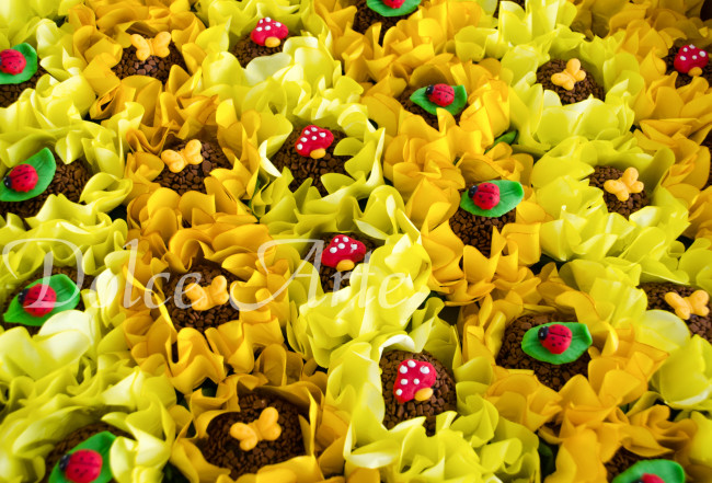 Doces decorados Jardim