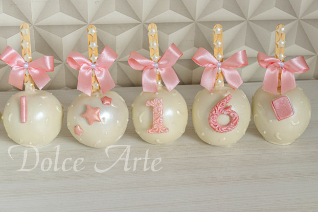 Maçãs de chocolate Bailarina