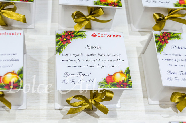 Caixa personalizada com 1 pão de mel Natal