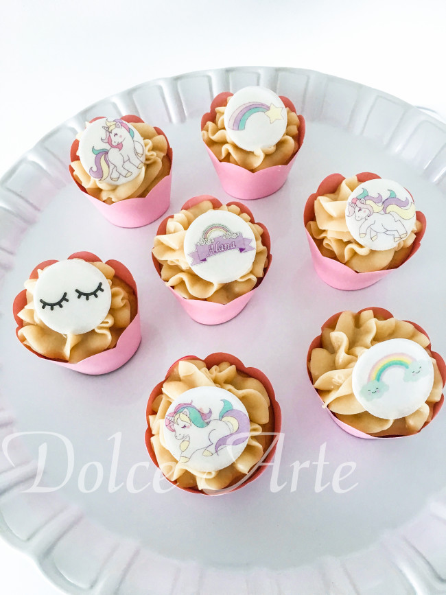 Cupcakes decorados Unicórnio