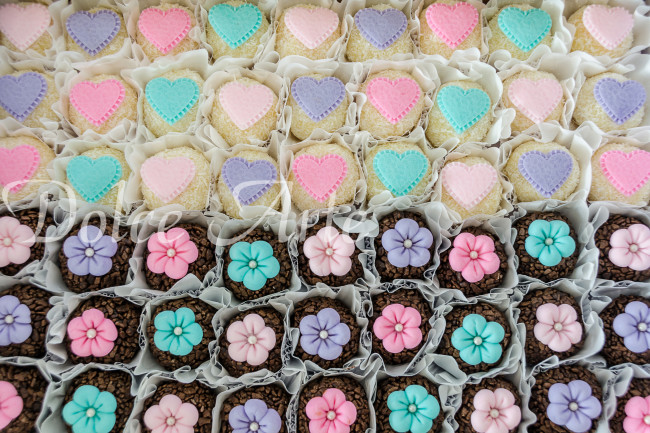 Doces decorados Chuva de Amor