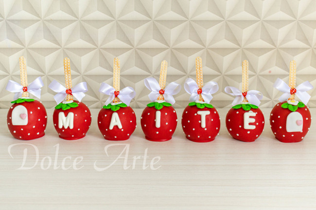 Maçã de Chocolate Moranguinho