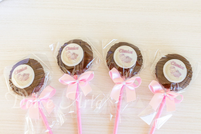 Pirulito de chocolate decorado Ovelhinha