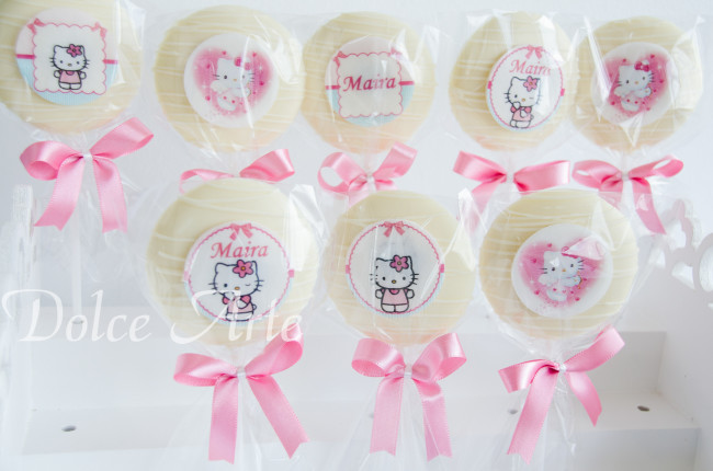 Pirulitos de chocolate Hello Kitty