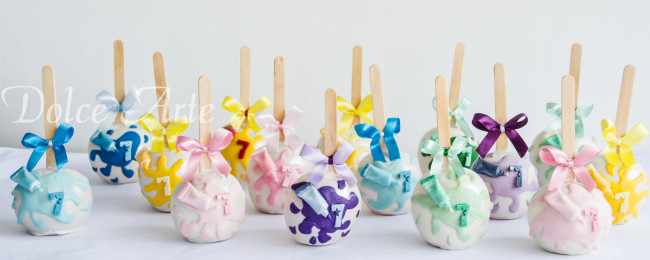 Maçãs de chocolate Pintando o Sete