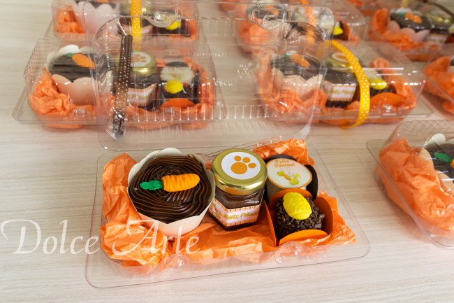 Caixa com doces diversos Páscoa