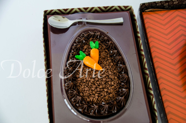 Ovo de chocolate recheado Páscoa